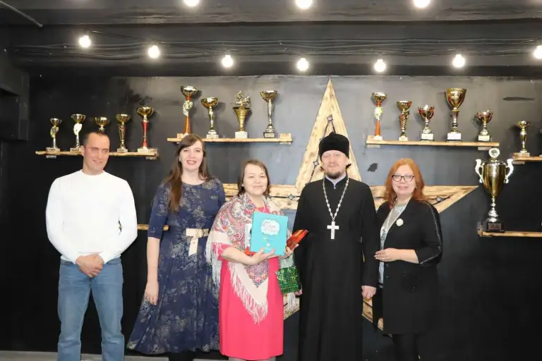 В день памяти святой Татианы священник поздравил многодетных мам с именинами