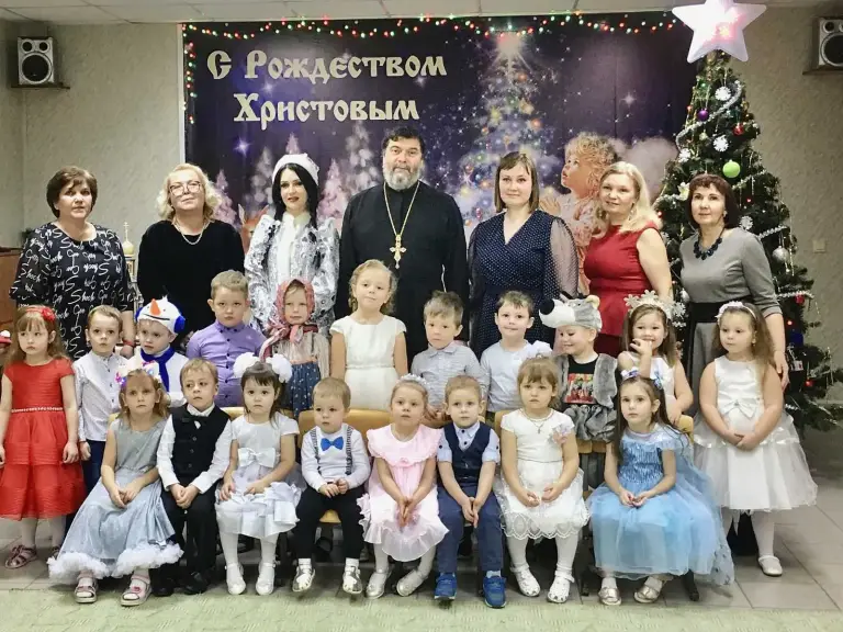 Священник поздравил с Рождеством Христовым воспитанников детско-юношеского центра православной культуры «Ковчег»