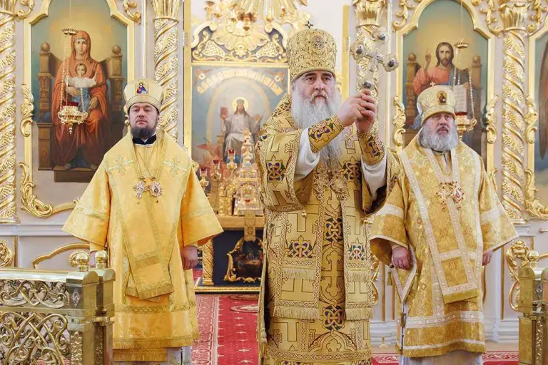 190 лет Симбирской епархии: в кафедральном соборе состоялось соборное архиерейское богослужение
