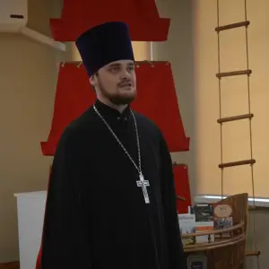 1mb8NSdfwEc