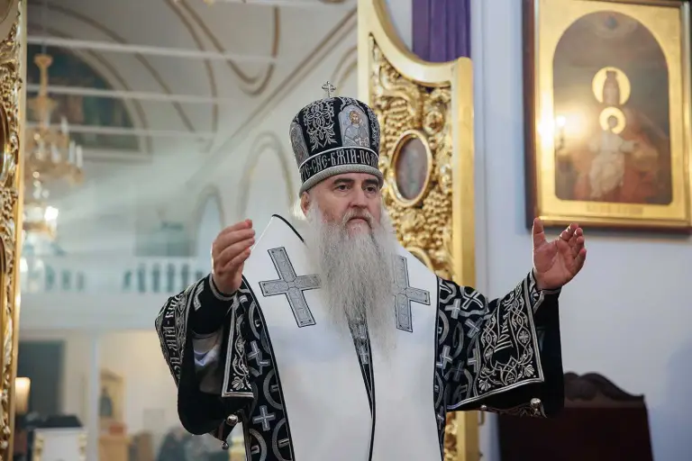 Вечерня и Литургия Преждеосвященных Даров в Спасо-Вознесенском кафедральном соборе Ульяновска