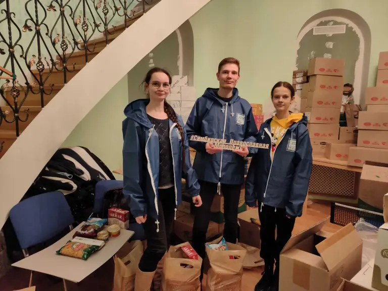 Православные добровольцы помогли сформировать продуктовые наборы для нуждающихся