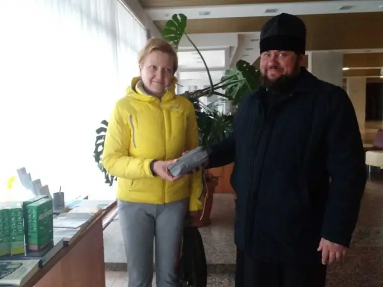 Священнослужители Симбирской епархии оказывают адресную помощь вынужденным переселенцам