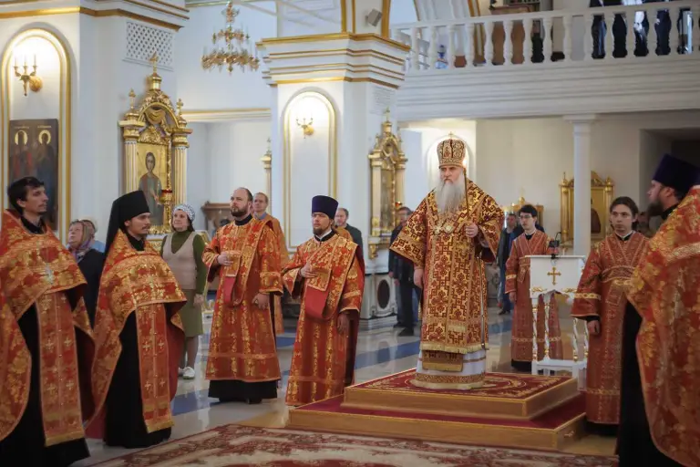 Всенощное бдение в Спасо-Вознесенском кафедральном соборе Ульяновска