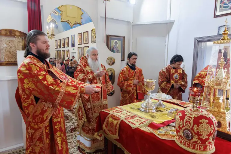 Божественная литургия в храме в честь иконы Божией Матери “Всех скорбящих Радость” с. Большое Нагаткино