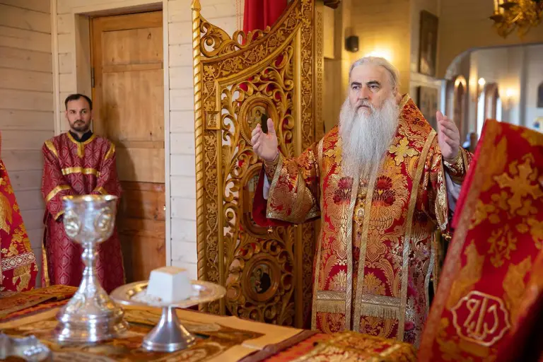 Божественная литургия в храме Благовещения Пресвятой Богородицы в Ульяновске