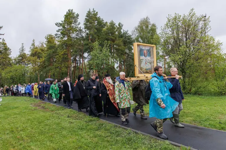 В Симбирской епархии начался первый крестный ход в честь святителя Николая
