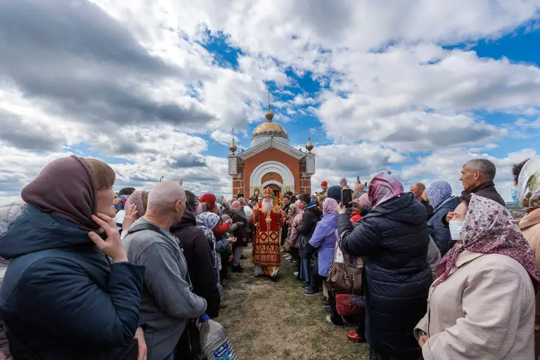 Божественная литургия в часовне святителя Николая Чудотворца в р.п. Сурское