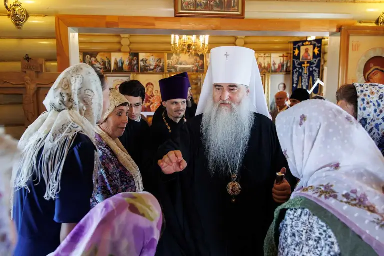 Божественная литургия в храме Владимирской иконы Божией Матери в с. Поповка