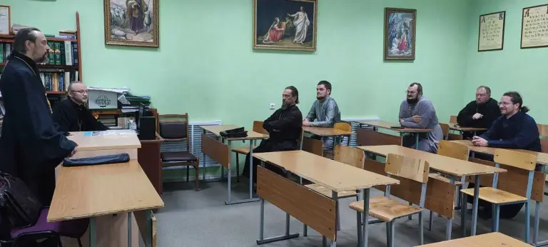 На курсах повышения квалификации священнослужителей прошло итоговое тестирование