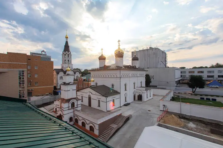 В день памяти Царственных страстотерпцев в Симбирской епархии совершено освящение нижнего храма Спасского собора. Видео