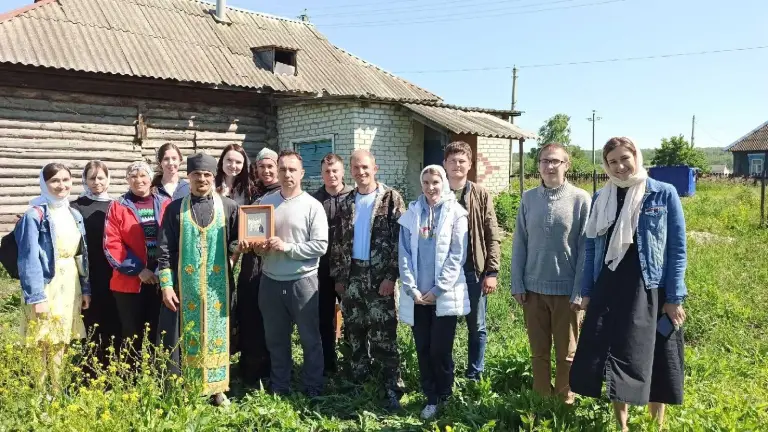 Состоялся очередной трудовой выезд православной молодежи в с. Березовка