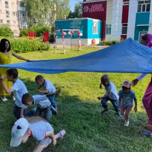 LbrAlq6ZLUI