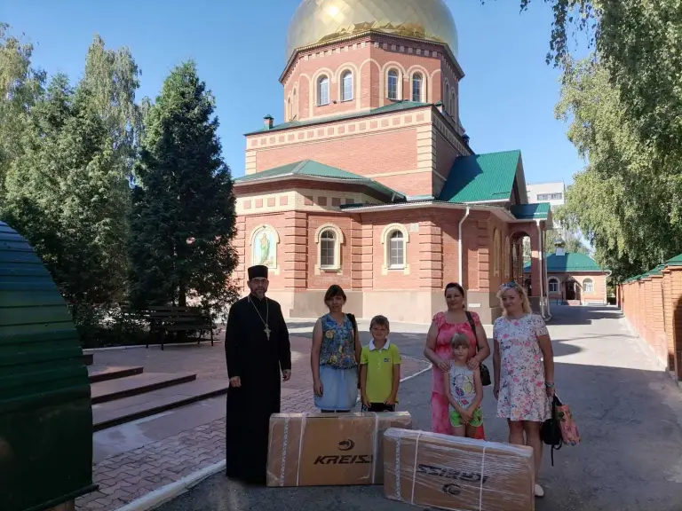 Ульяновский храм организовал акцию «Помоги собраться в школу»