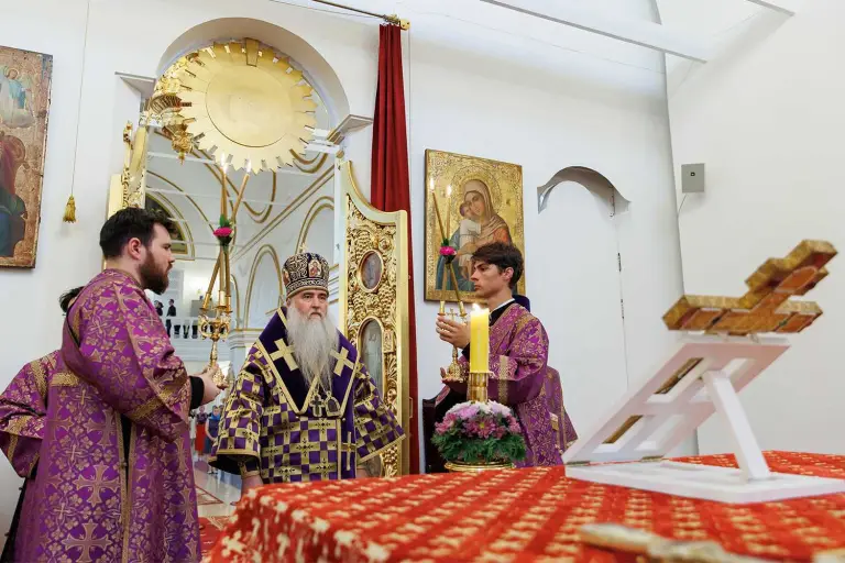 Всенощное бдение в Спасо-Вознесенском кафедральном соборе Ульяновска