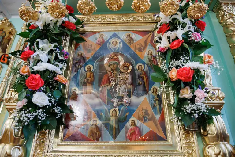 Неопалимовский храм отмечает престольный праздник и свое 110-летие