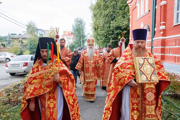 Божественная литургия в Воскресенско-Германовском храме Ульяновска