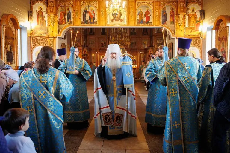 Всенощное бдение в храме Благовещения Пресвятой Богородицы в Ульяновске
