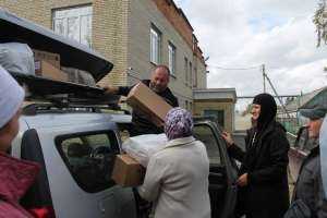 Сестры Знаменского монастыря с. Ляховка отправили гуманитарную помощь военнослужащим