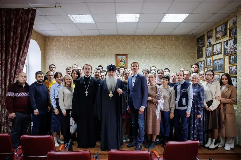 Митрополит Лонгин поздравил «Симбирскую православную молодежь» с 7-летием движения