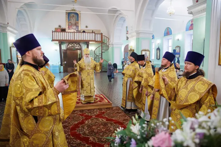 Божественная литургия в Воскресенско-Германовском храме Ульяновска