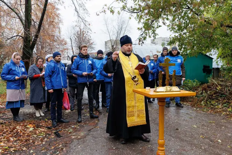 В день памяти жертв политических репрессий совершена панихида на месте массовых захоронений