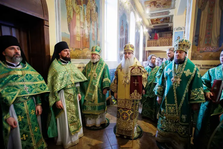 Божественная литургия в храме во имя святителя Николая Чудотворца в Димитровграде