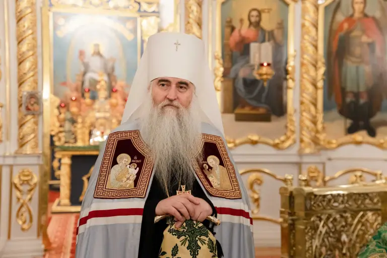 Духовенство и прихожане храмов Симбирской епархии поздравляют Митрополита Лонгина с днем тезоименитства