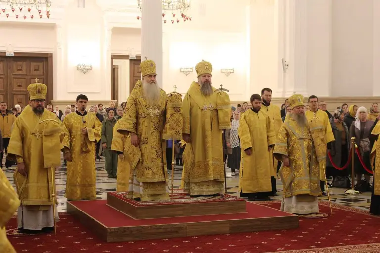 Всенощное бдение в Спасском кафедральном соборе Пензы