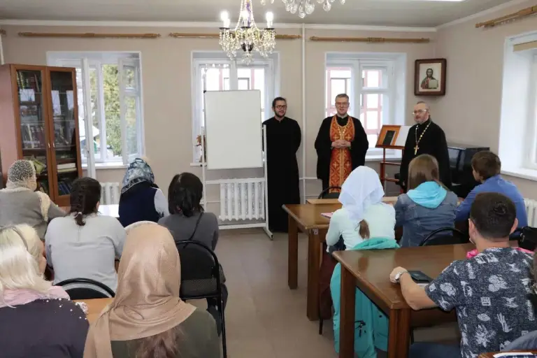 В Центре подготовки церковных специалистов начались занятия по направлениям «Регент-Уставщик-Псаломщик» и «Сестра милосердия»