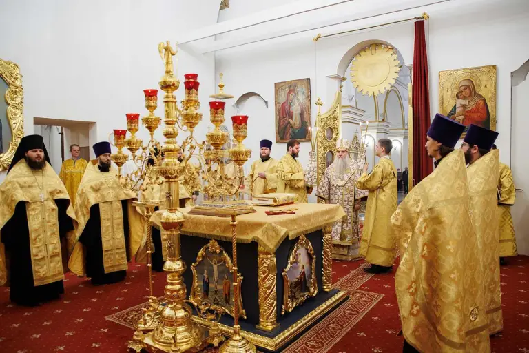 Всенощное бдение в Спасо-Вознесенском кафедральном соборе Ульяновска