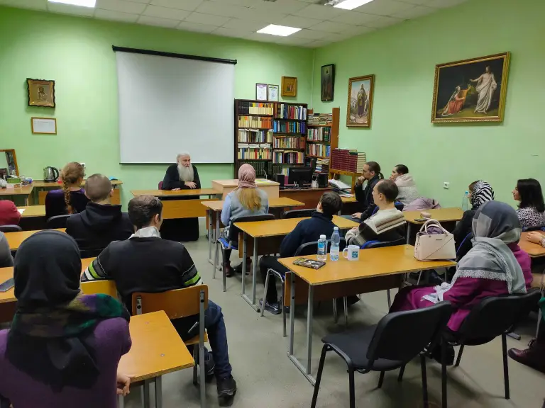 В епархиальном молодёжном киноклубе обсудили фильм Эйзенштейна «Иван Грозный»