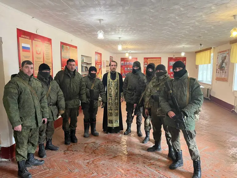 Священник посетил мобилизованных военнослужащих