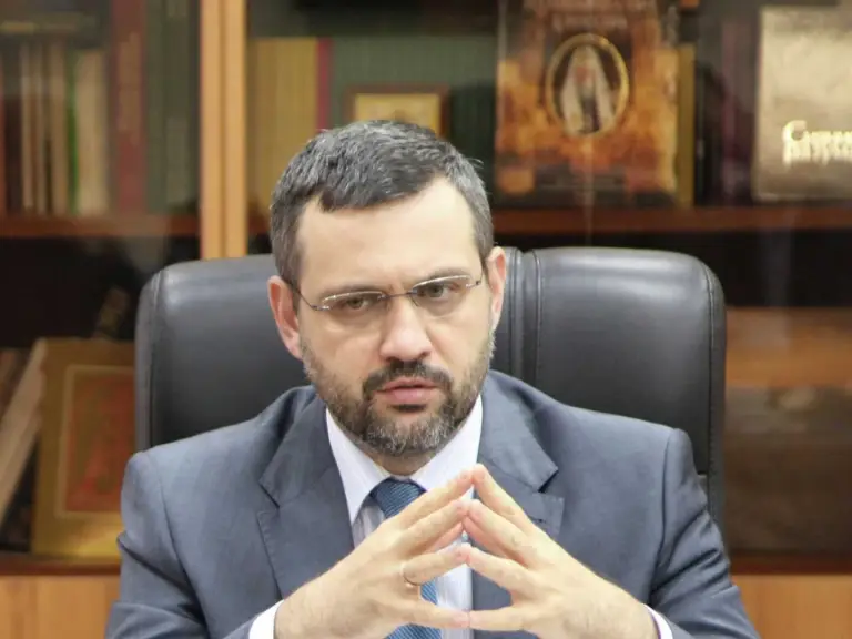 В.Р. Легойда: Церковь выступает за фундаментальное право граждан отказываться от биометрической идентификации