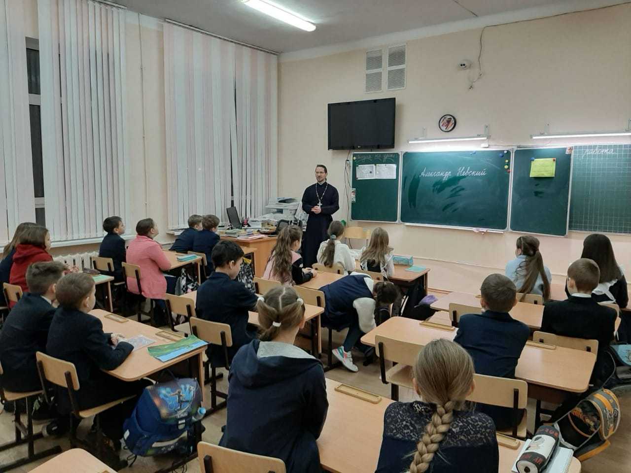 Отменили ли школу в ульяновске