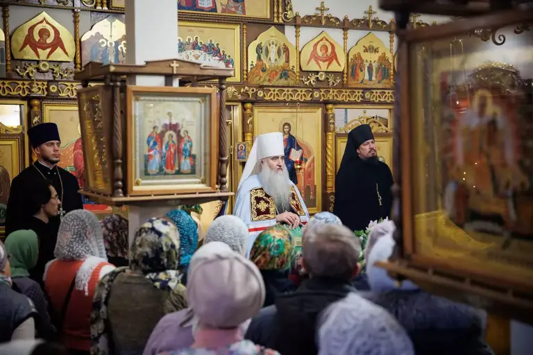 Всенощное бдение в храме во имя преподобного Серафима Саровского в Ульяновске