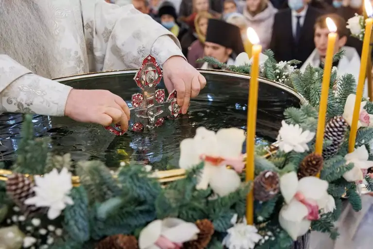 В ночь на Крещение Господне Митрополит Лонгин совершит освящение воды на Свияге