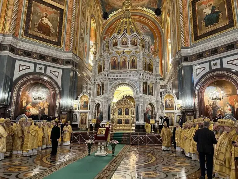 Божественная литургия в Храме Христа Спасителя в Москве