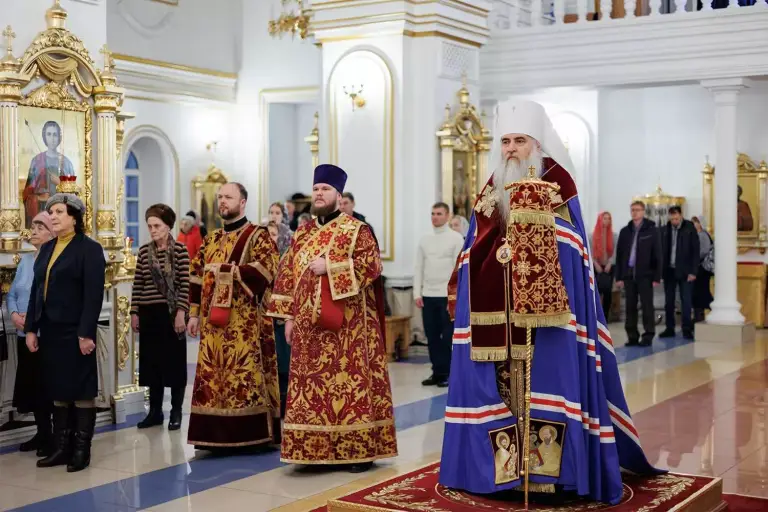 Всенощное бдение в Спасо-Вознесенском кафедральном соборе Ульяновска