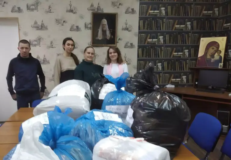 Православные добровольцы отправили третью партию гуманитарной помощи в рамках акции «Подари тепло»