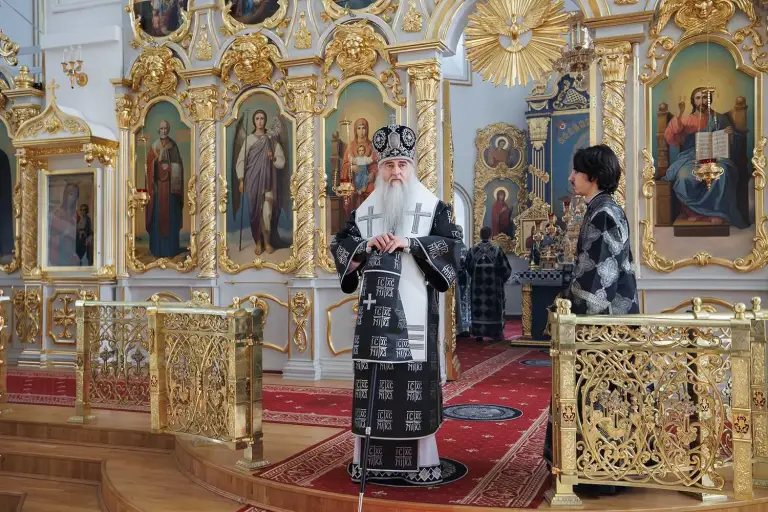 Литургия Преждеосвященных Даров в Спасо-Вознесенском кафедральном соборе Ульяновска