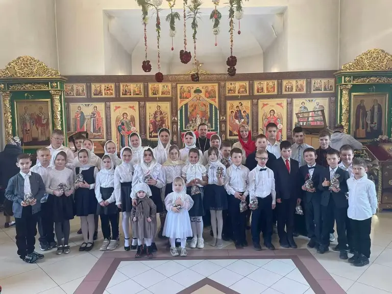В храме во имя Святой Живоначальной Троицы г. Новоульяновска прошел Пасхальный концерт