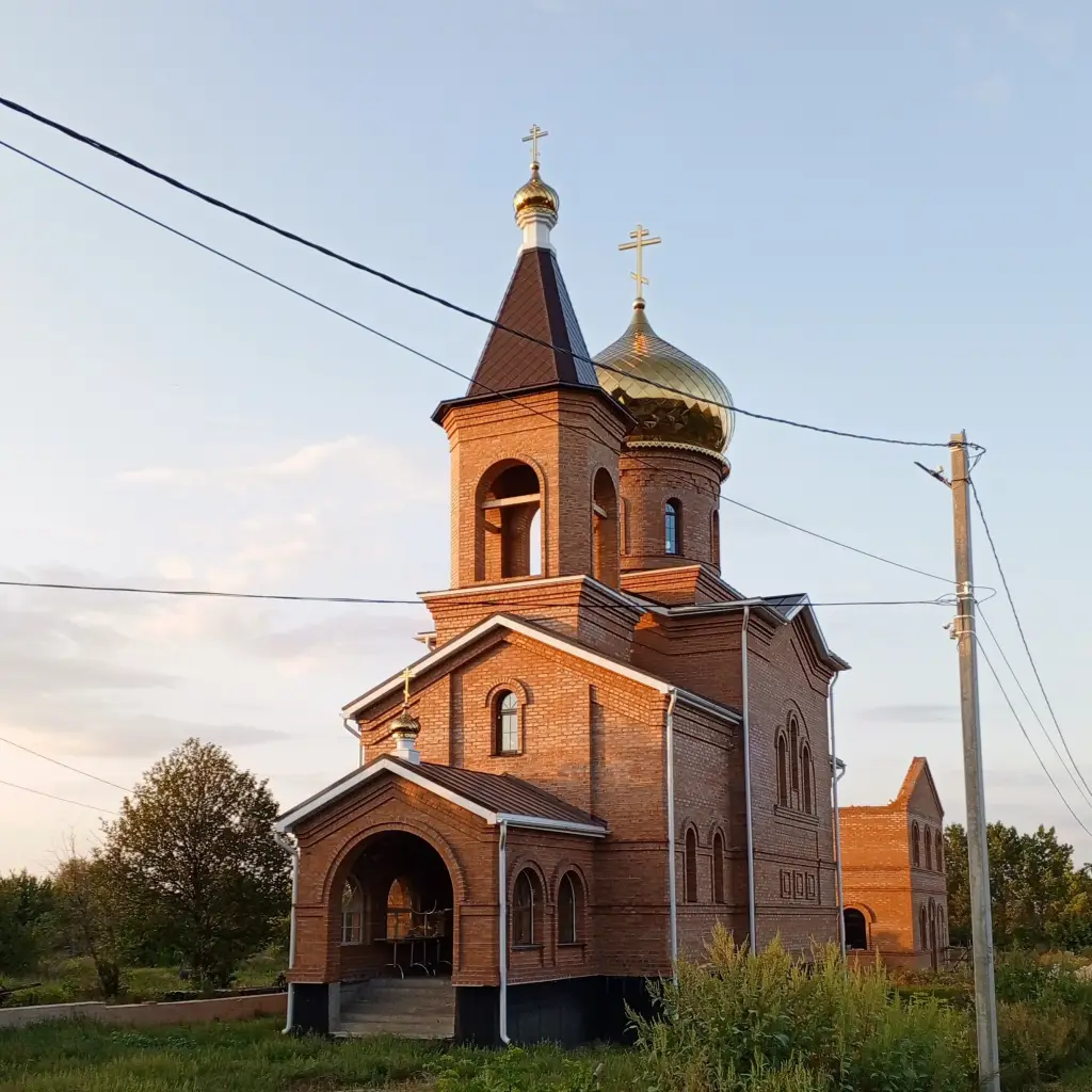 Храм в честь святой преподобномученицы Екатерины Симбирской с. Панская Слобода