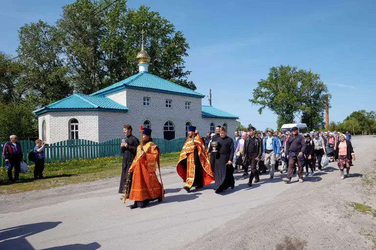 Путь креста и радости: в Симбирской епархии начался многодневный крестный ход
