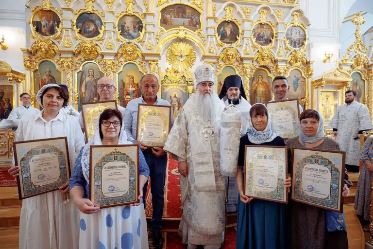 Божественная литургия в Спасо-Вознесенском кафедральном соборе Ульяновска