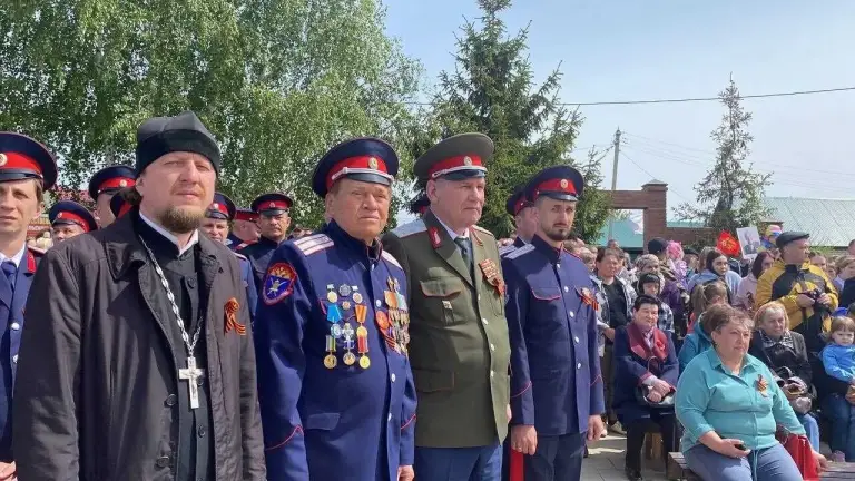 Священник принял участие в торжественном митинге в честь Дня Победы