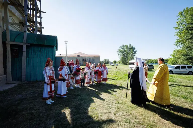В день Всех святых, в земле Русской просиявших, Митрополит Лонгин совершил богослужение в Троицком храме с. Ждамирово