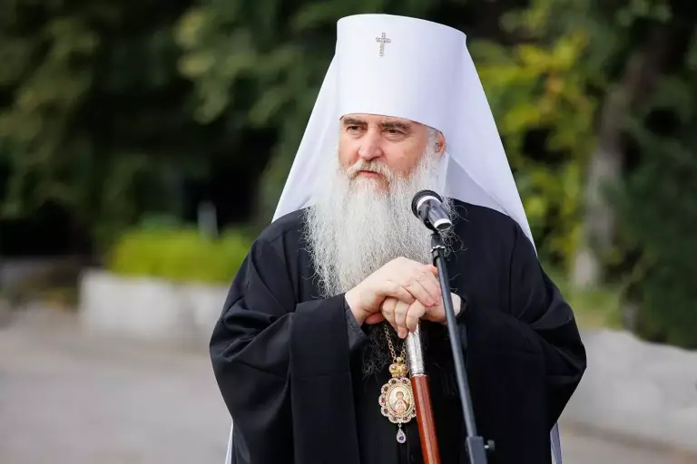 Поздравление Митрополита Симбирского и Новоспасского Лонгина с Днем Святой Троицы