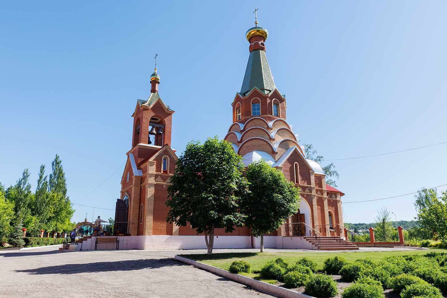 Дары Духа Святаго»: состоялось праздничное богослужение в селе Троицкий  Сунгур | 05.06.2023 | Ульяновск - БезФормата