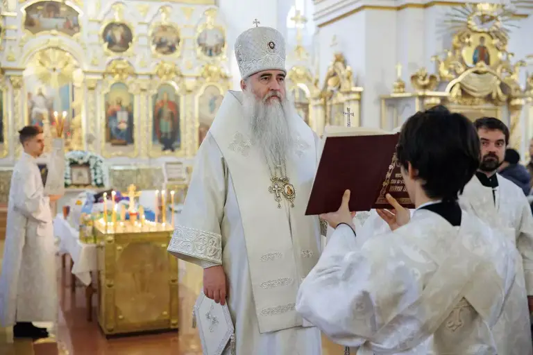 Троицкая родительская суббота: о ком молится Церковь?